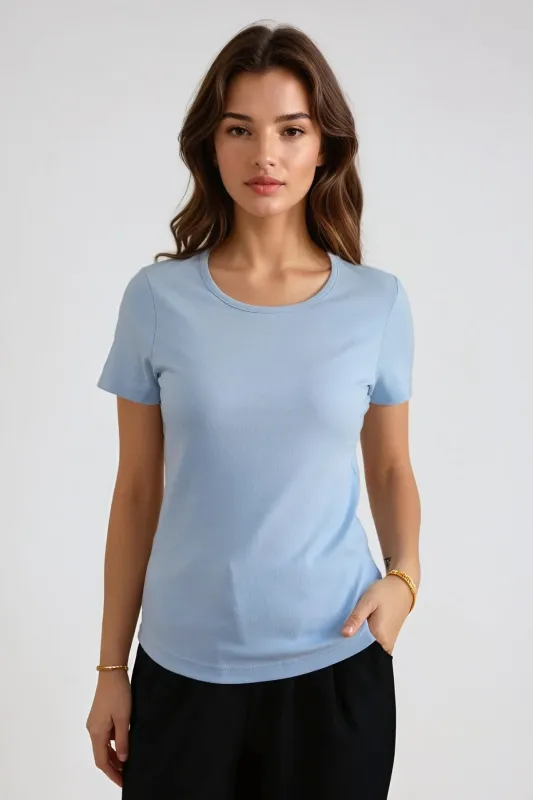 Basic Tight T-shirt - Lys Blå sold by Teeshoppen