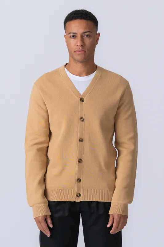 Milo Strik Cardigan - Sand sold by Teeshoppen