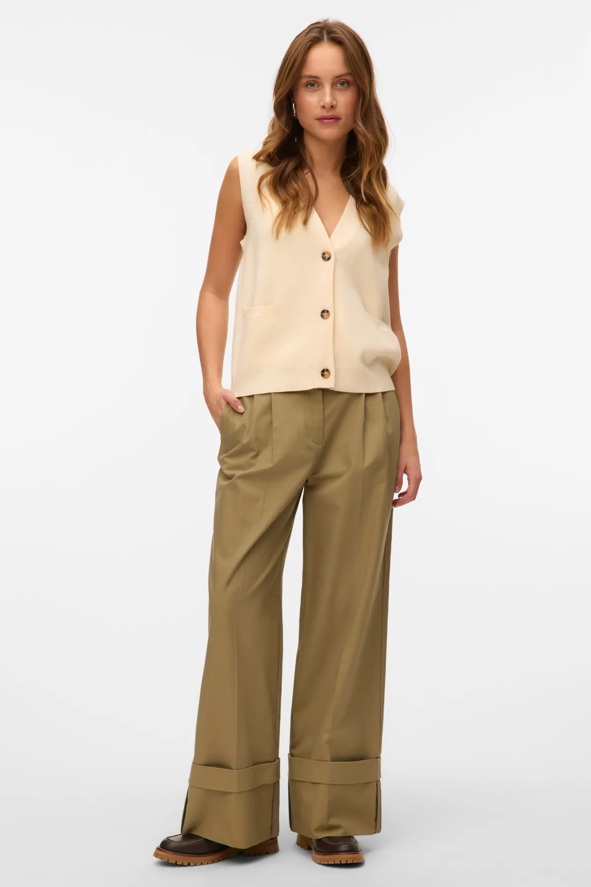 Saba V-neck Vest Med Knapper - Birk sold by Teeshoppen product image thumbnail 2