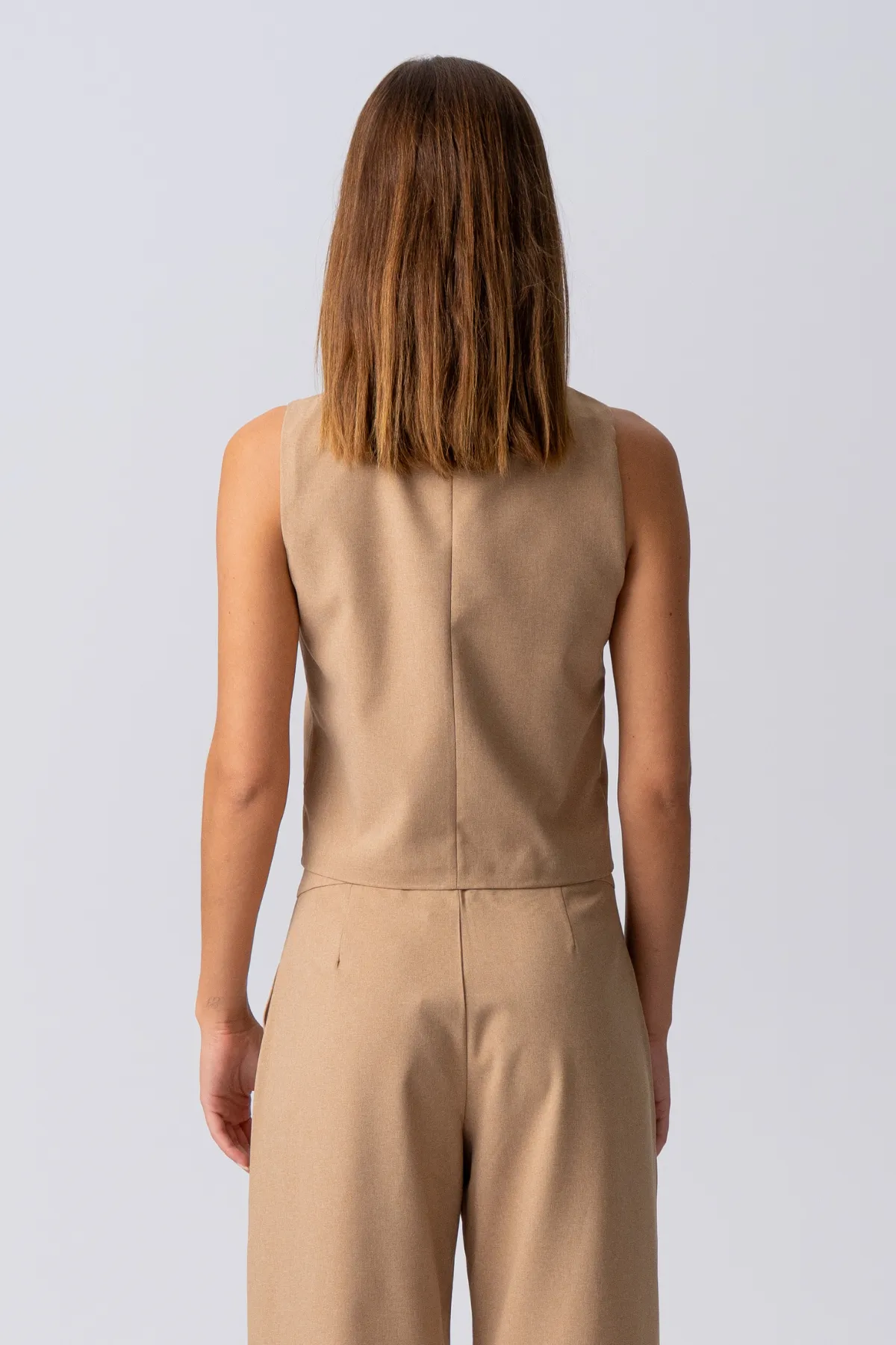 Natalie Vest - Lysebrun sold by Teeshoppen product image thumbnail 4