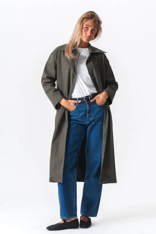 Carla Trenchcoat - Olive sold by Teeshoppen