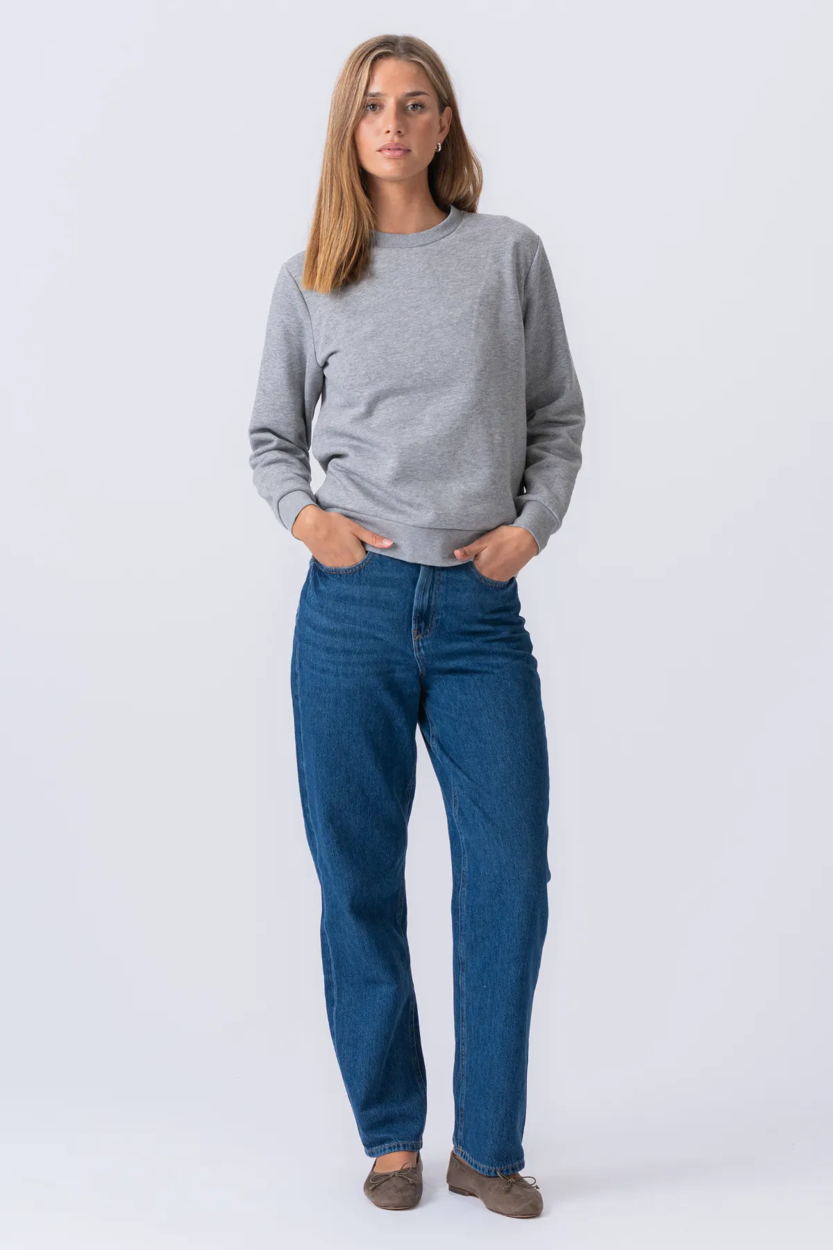 Essential Crewneck - Grå Melange sold by Teeshoppen product image thumbnail 2
