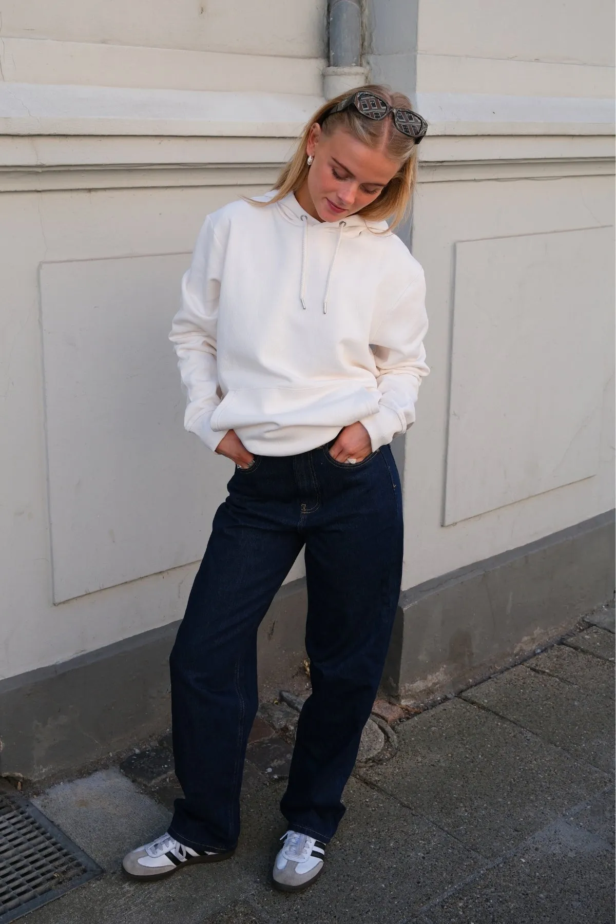 Sweatshirt Hoodie - Beige sold by Teeshoppen product image thumbnail 2