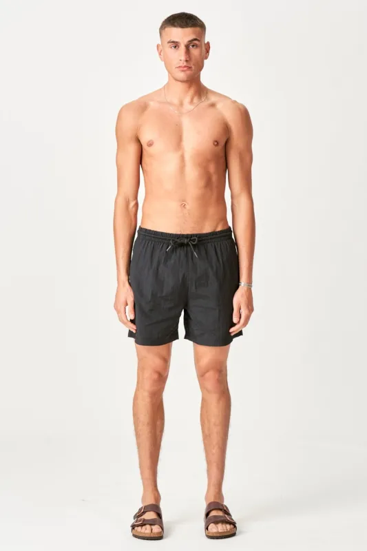 Premium Badeshorts - Sort sold by Teeshoppen