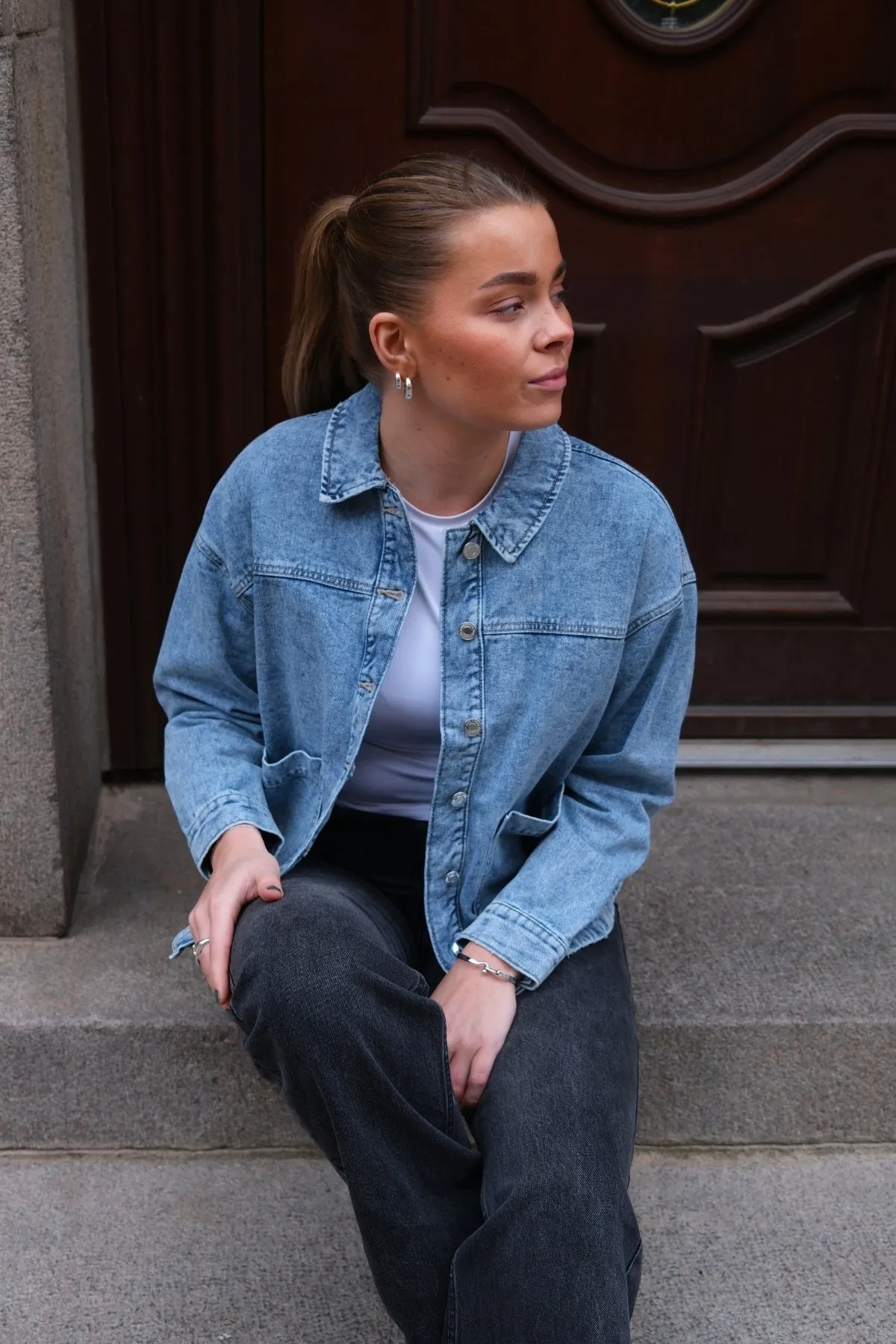 Jamie Denim Shacket - Lys Blå Denim sold by Teeshoppen product image thumbnail 2