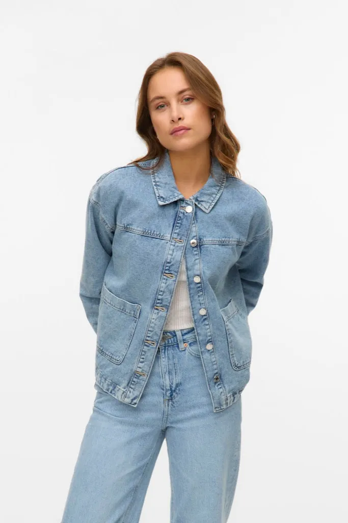 Jamie Denim Shacket - Lys Blå Denim sold by Teeshoppen
