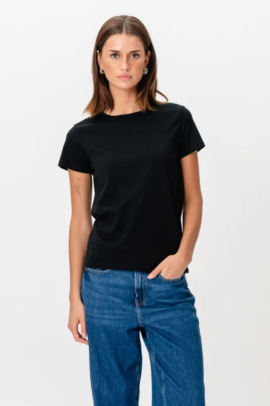 Basic T-shirt - Sort sold by Teeshoppen