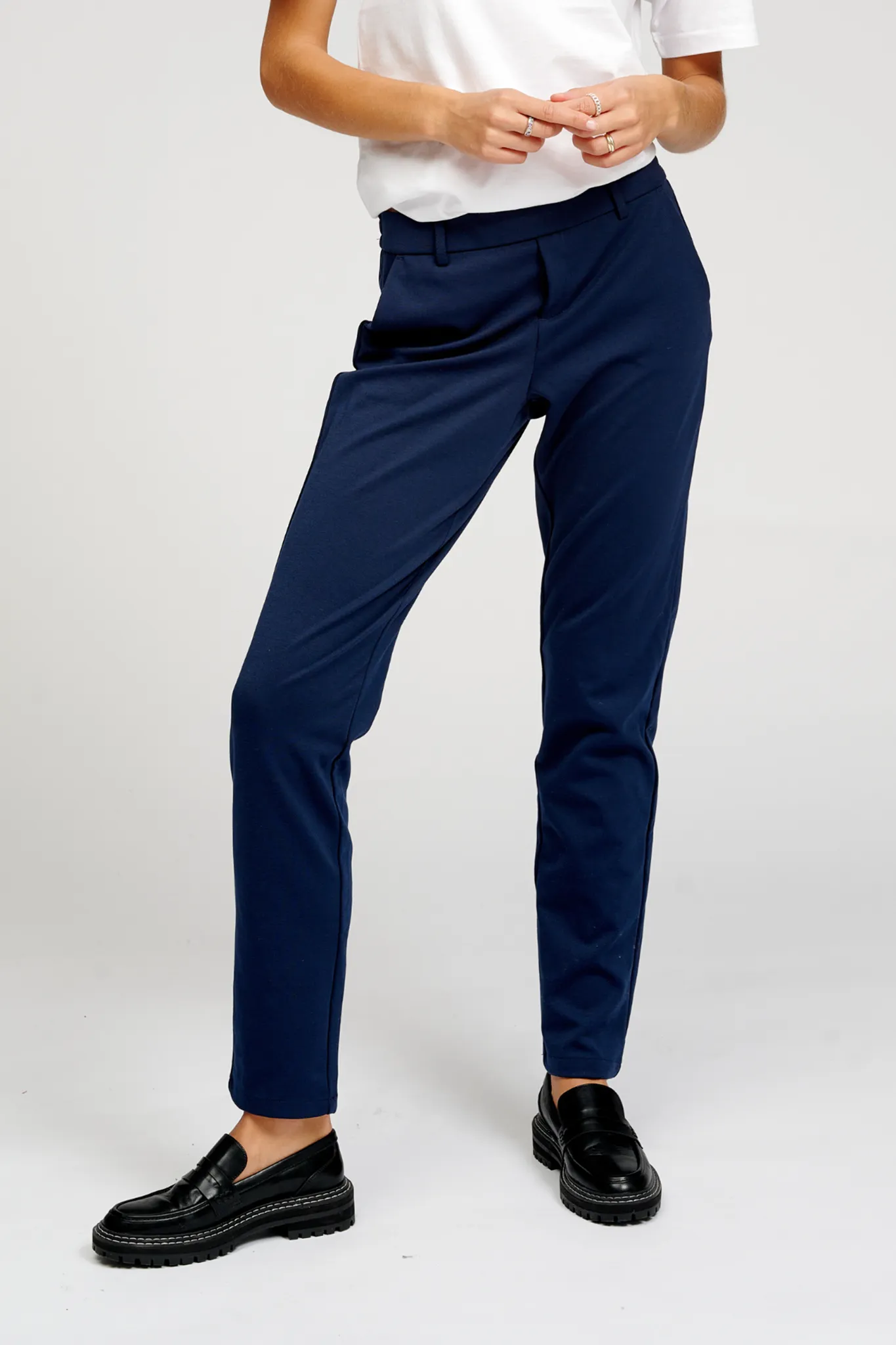 Haylie Pants - Navy sold by Teeshoppen