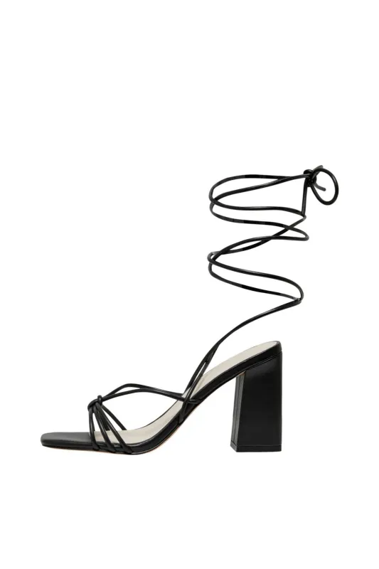 Højhælet Sandal - Sort made by Only