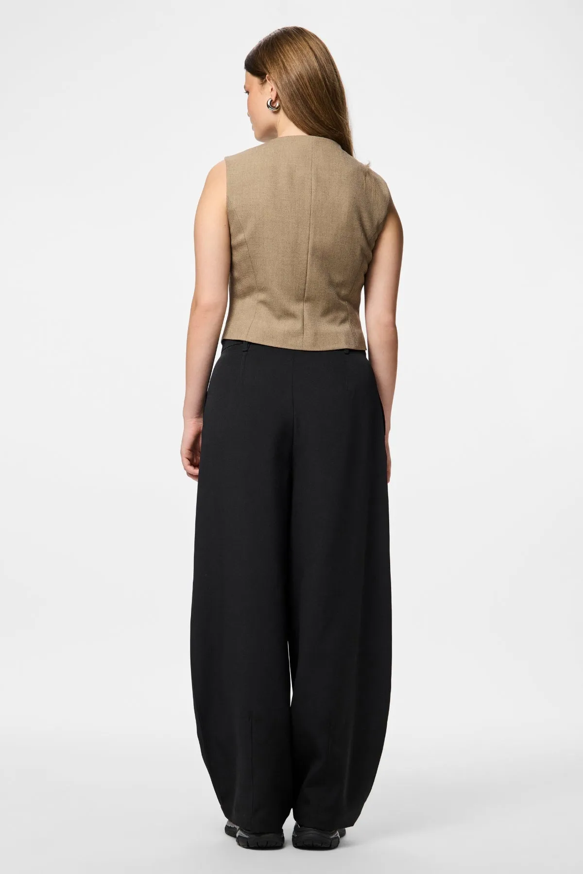 Bubbles Asymmetrisk Vest - Greige sold by Teeshoppen product image thumbnail 5