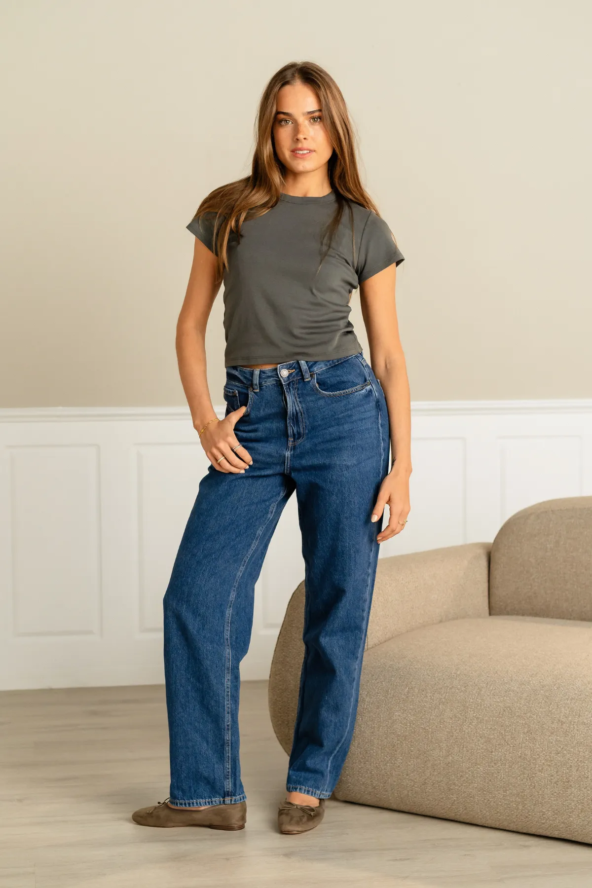 Jeans + T-shirt - Dame sold by Teeshoppen