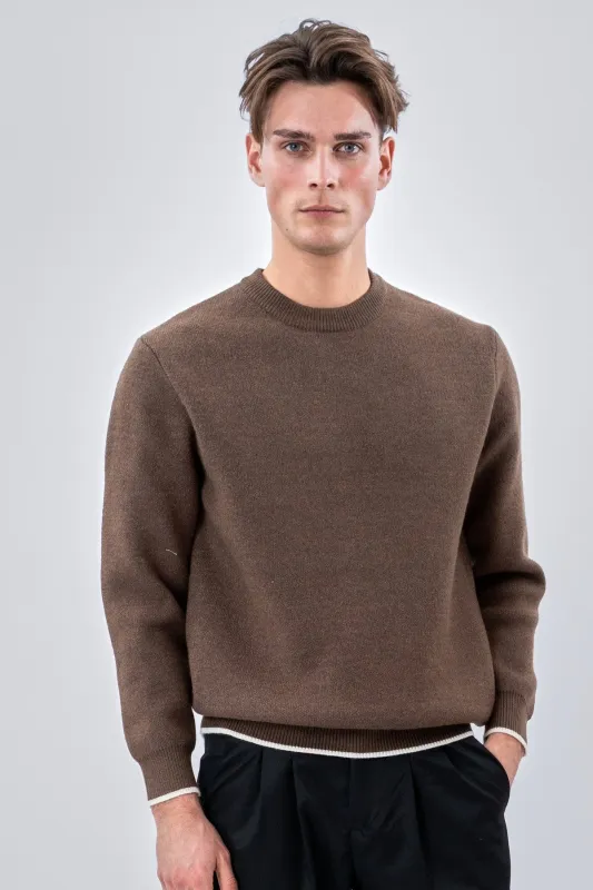 Crewneck Sweater - Brun made by Teeshoppen