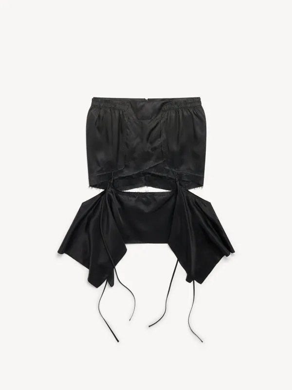 Beth Skirt Black made by KNWLS