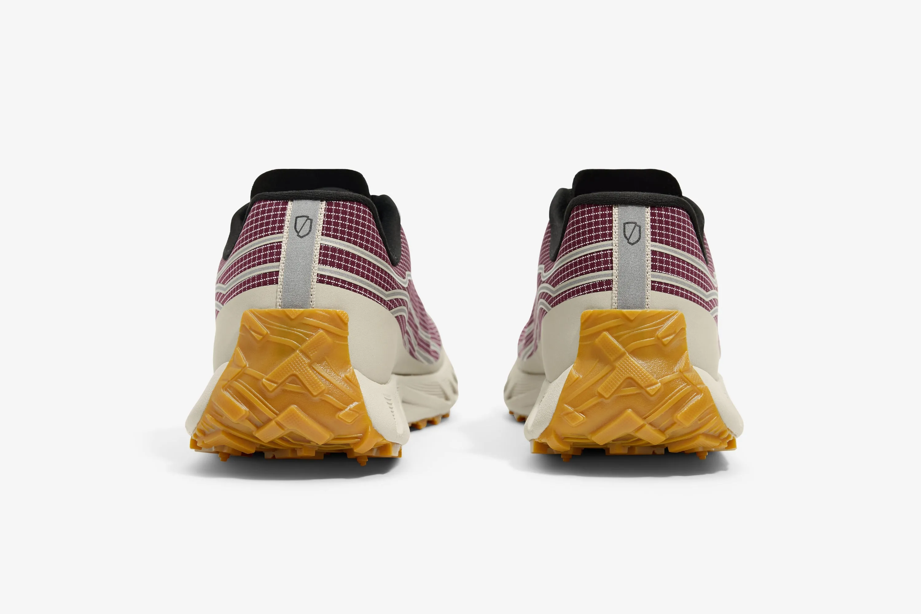 002 - M - Amaranth sold by Norda product image thumbnail 3