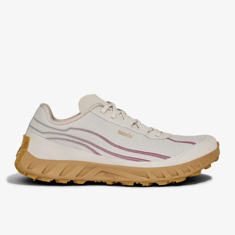 002 - W - Moonbeam sold by Norda