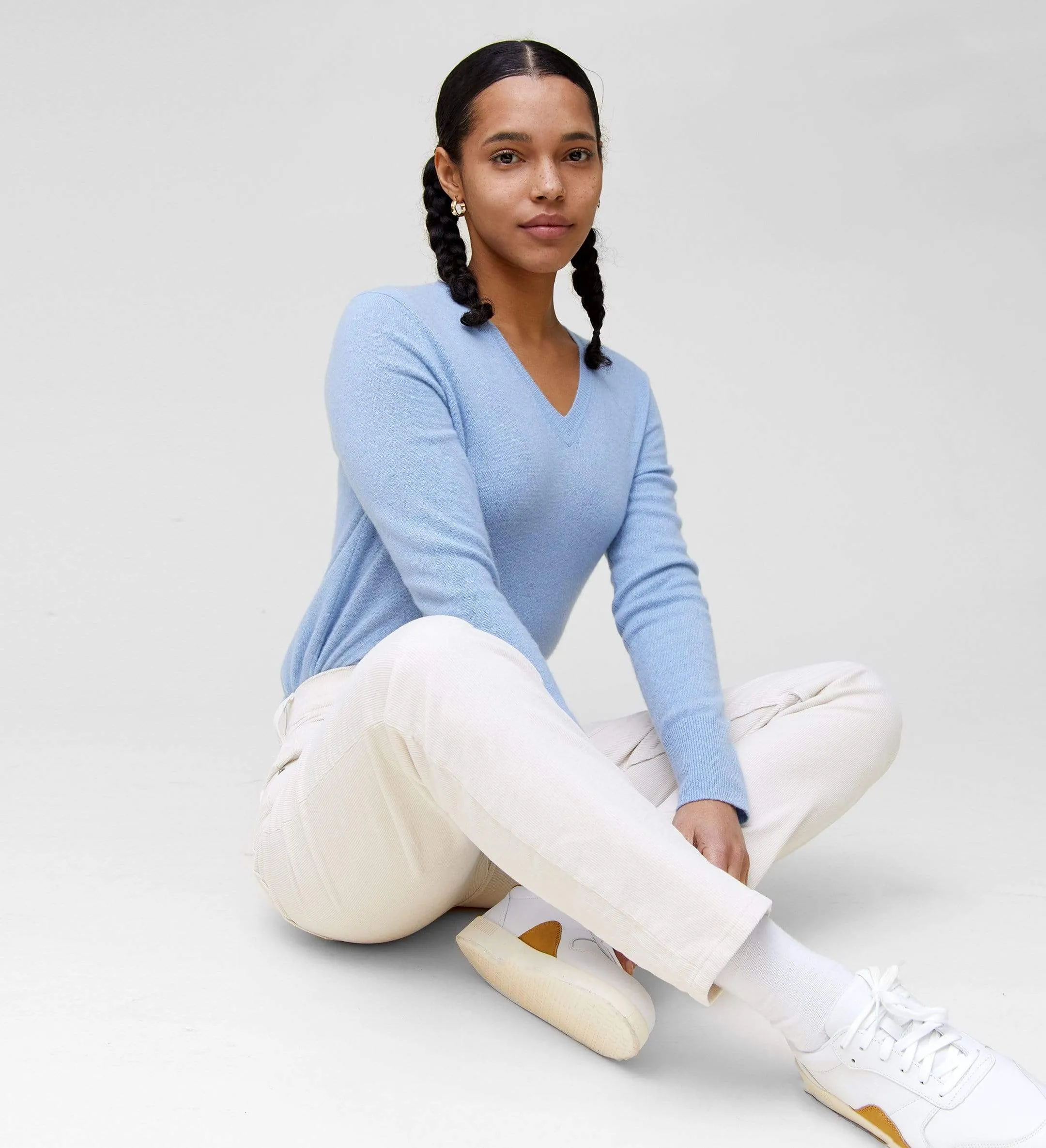 The Women's Basic V-Neck Cashmere Sweater sold by State Cashmere product image thumbnail 2