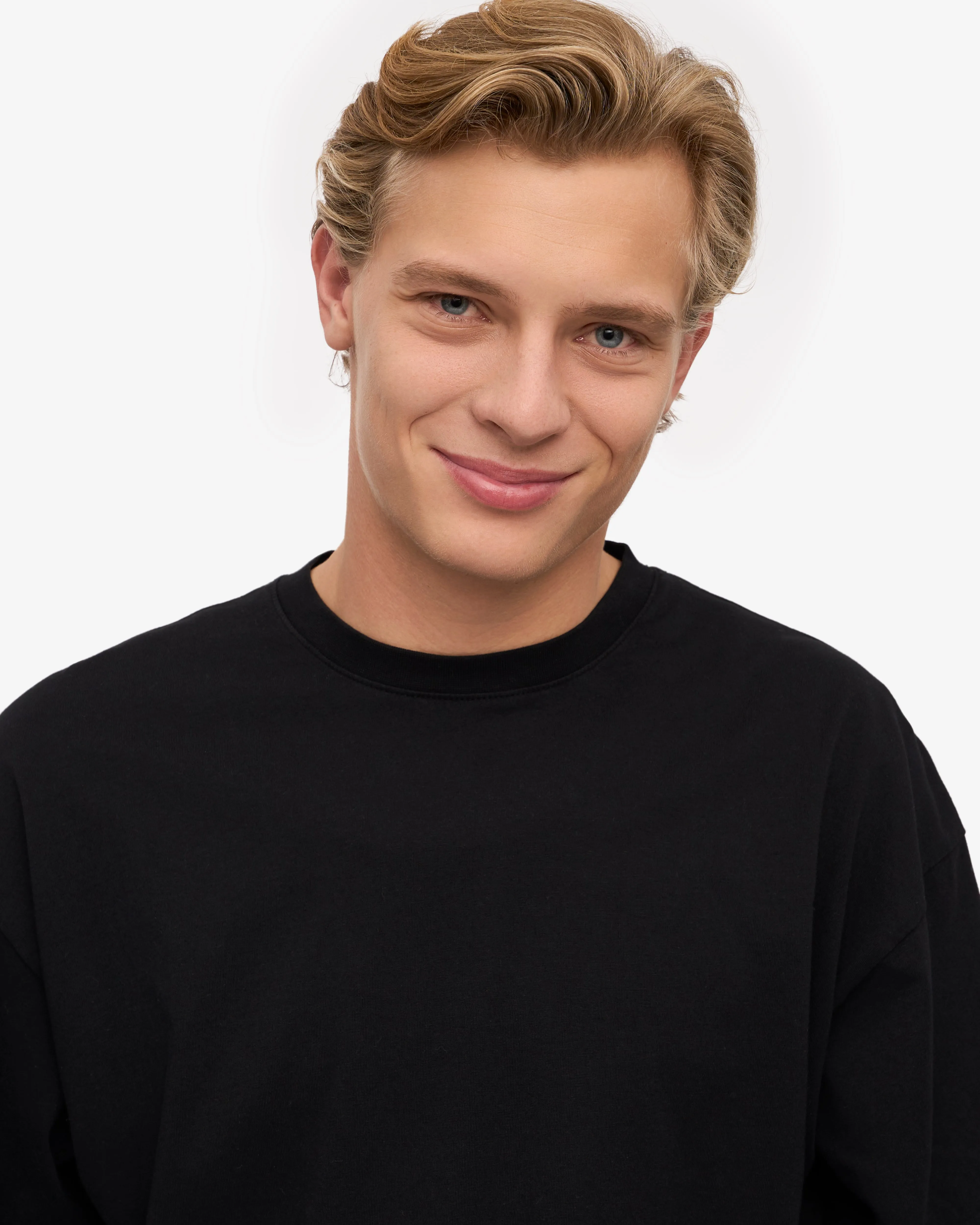 Oversized Organic LS T-Shirt - Deep Black sold by Colorful Standard product image thumbnail 5