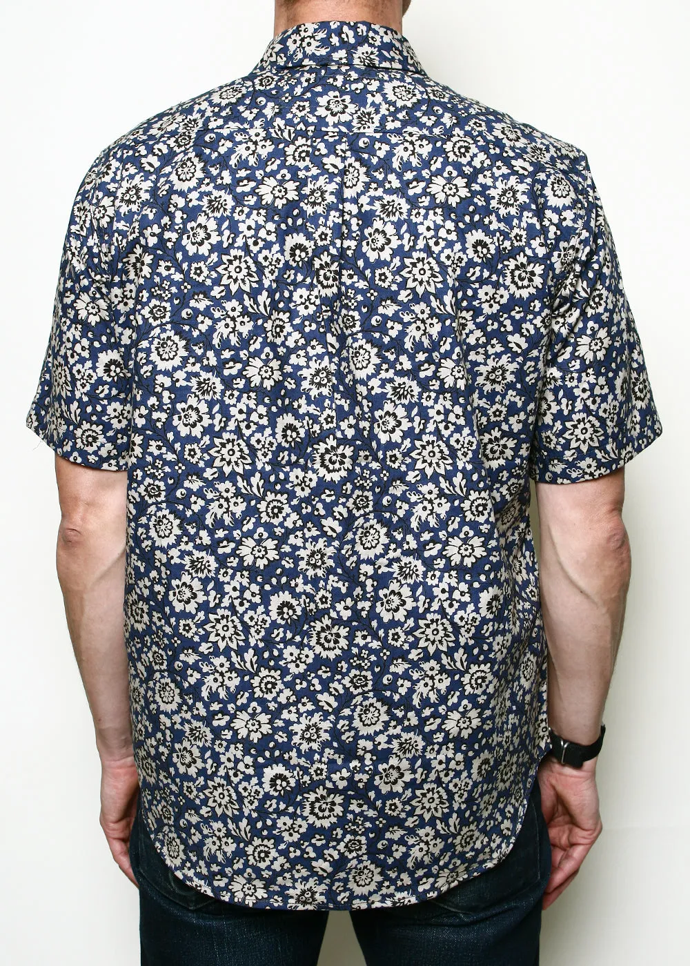 Maker Shirt // Navy Floral sold by Rogue Territory product image thumbnail 4