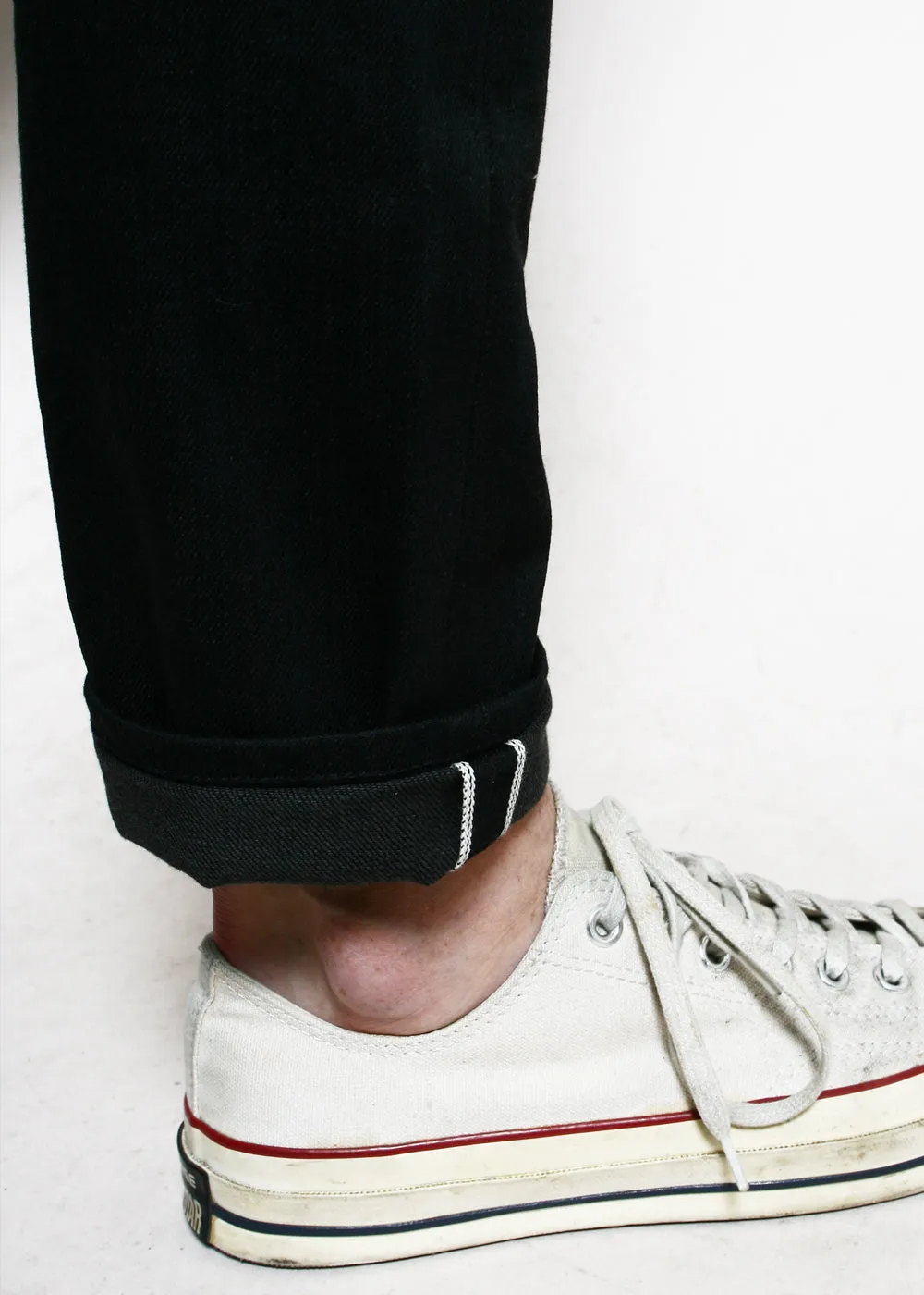 Strong Taper // 15oz Stealth sold by Rogue Territory product image thumbnail 5