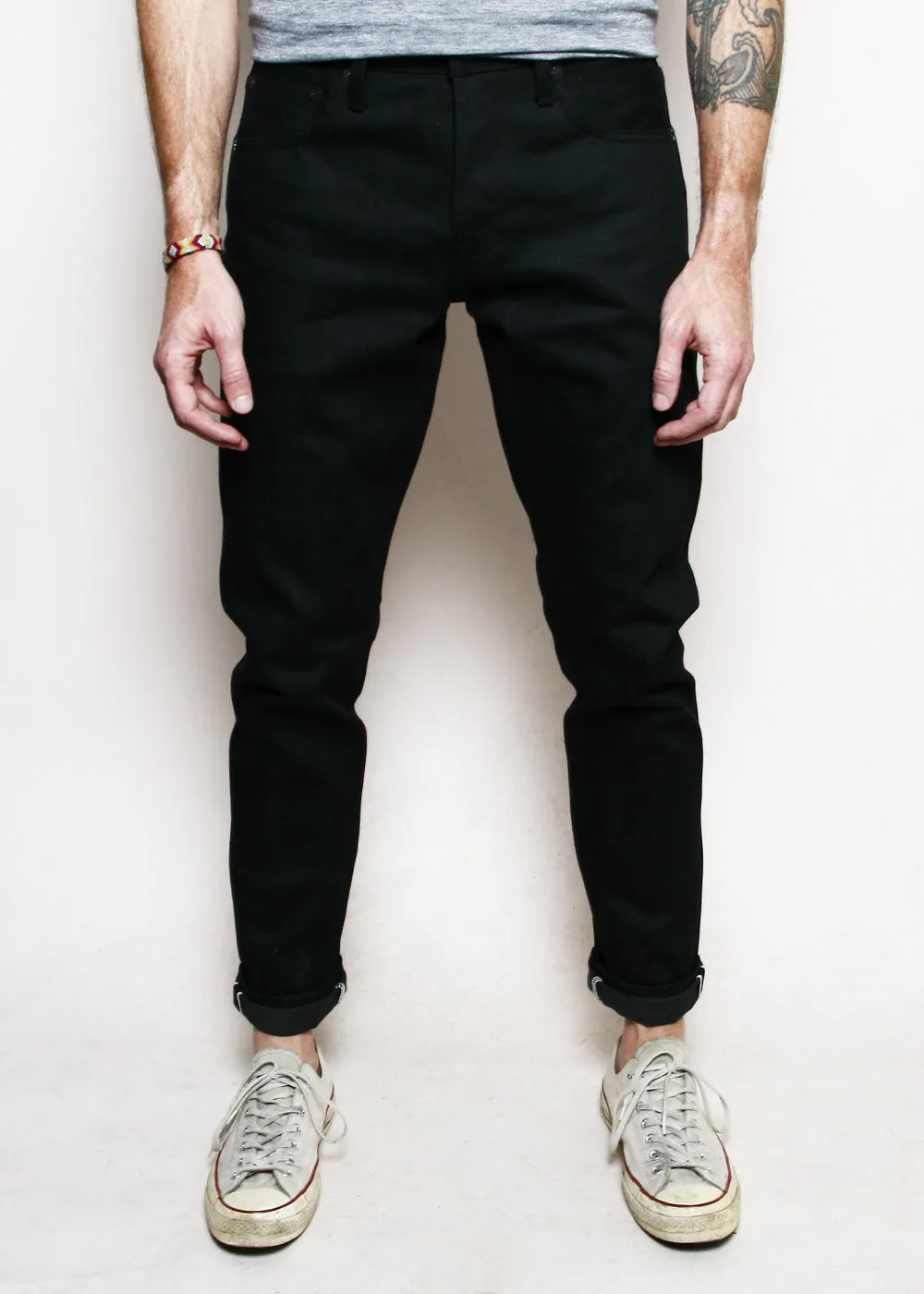 Strong Taper // 15oz Stealth sold by Rogue Territory