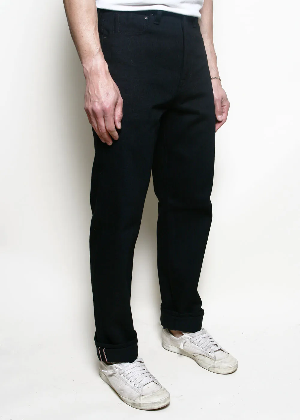 Relaxed Strider // 17oz Cryptic Stealth sold by Rogue Territory product image thumbnail 2