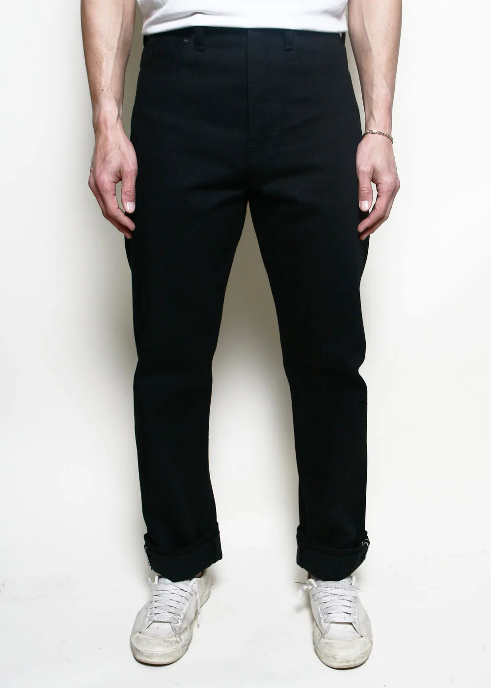 Relaxed Strider // 17oz Cryptic Stealth sold by Rogue Territory