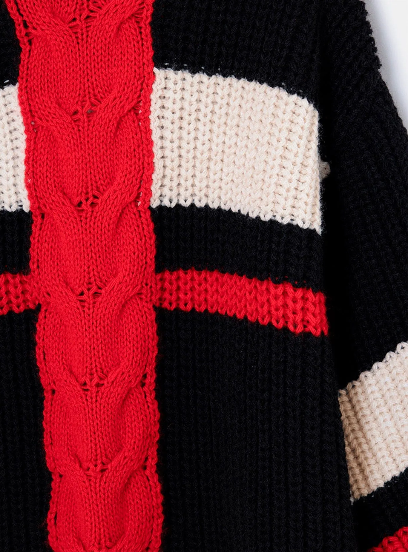 ROMEO TURTLE NECK KNIT sold by LAAGAM product image thumbnail 5