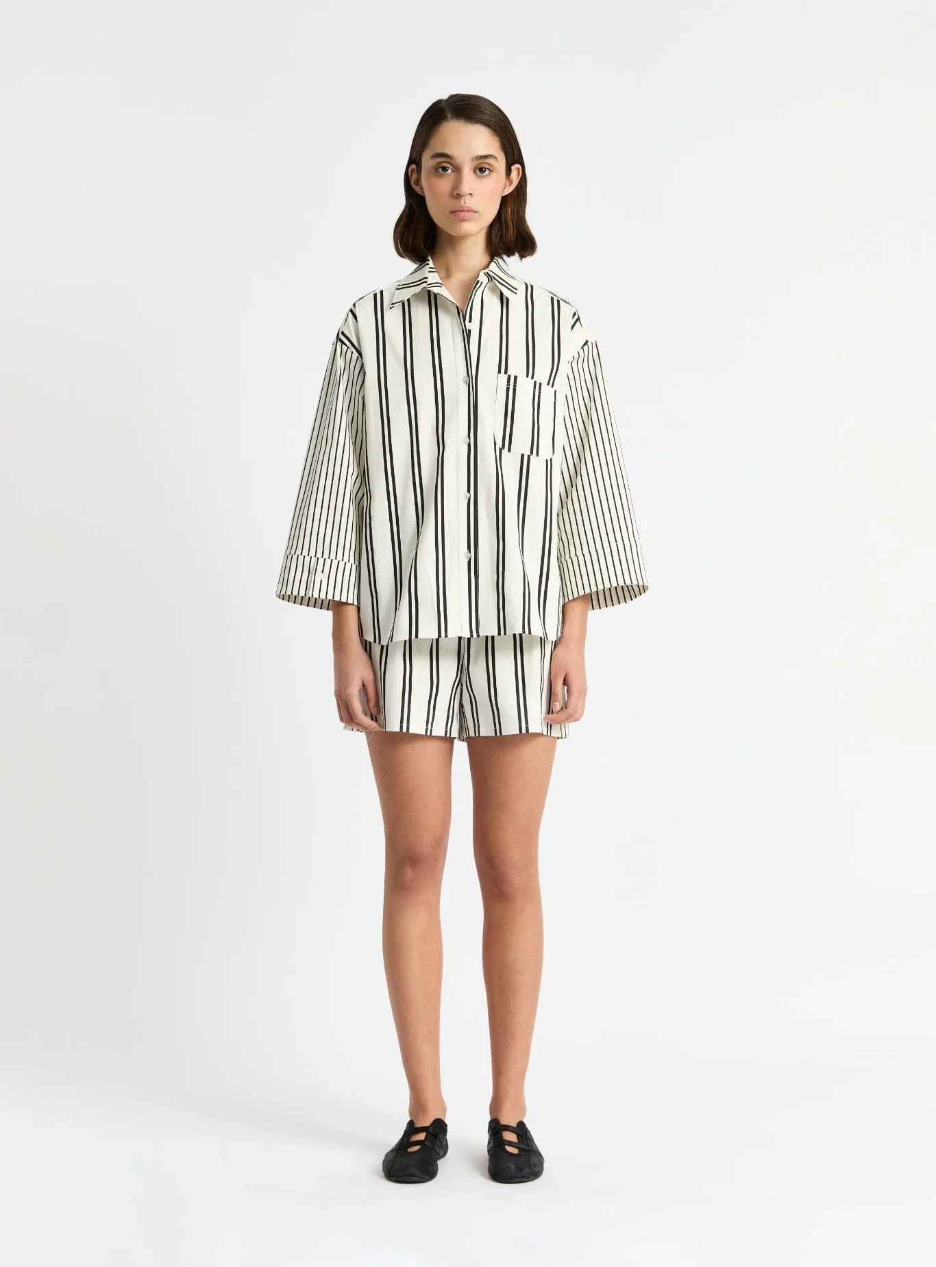 CAOS BLACK & WHITE POPLIN BOXER PANTS sold by LAAGAM product image thumbnail 3