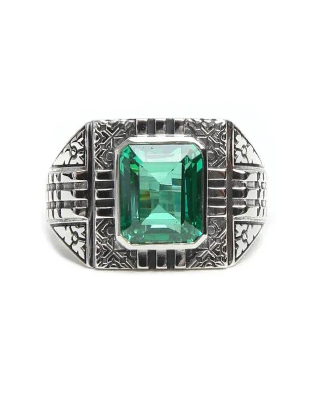 Gazzi Signet (Silver 925/Emerald) made by MAPLE
