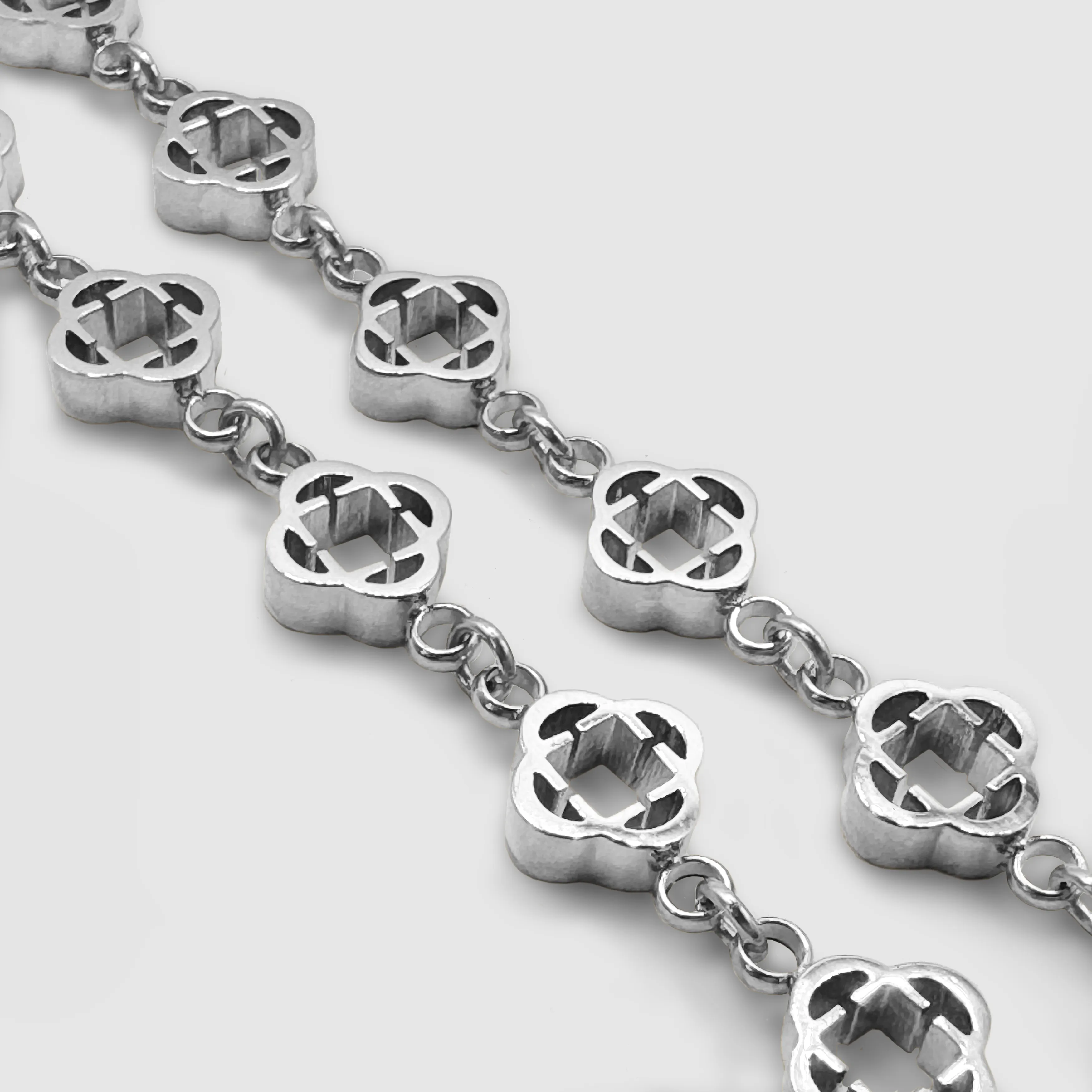 Clover Link Necklace (Silver) sold by Craftd London product image thumbnail 2