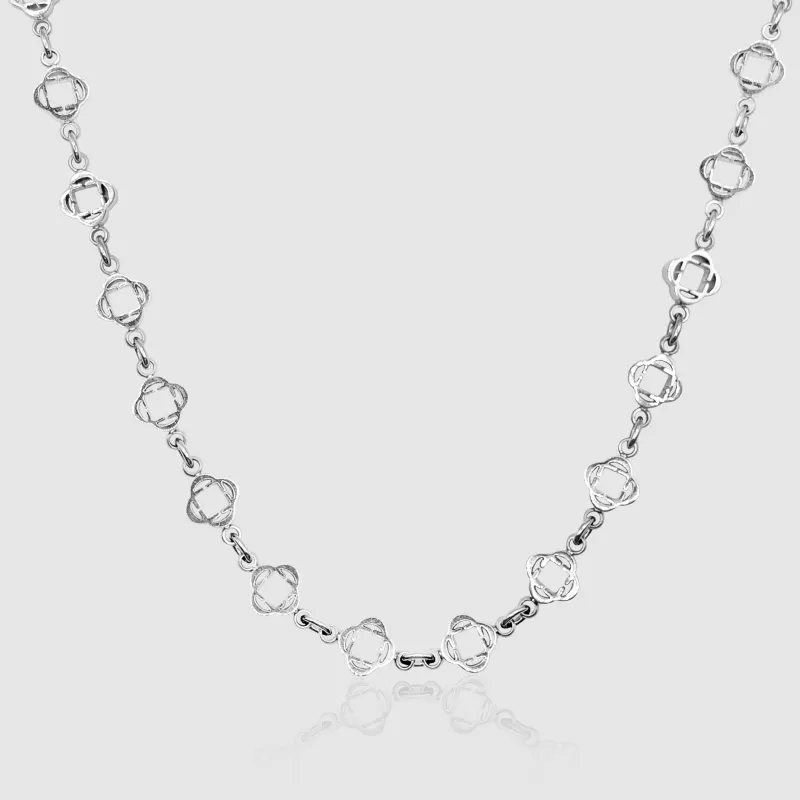 Clover Link Necklace (Silver) made by Craftd London