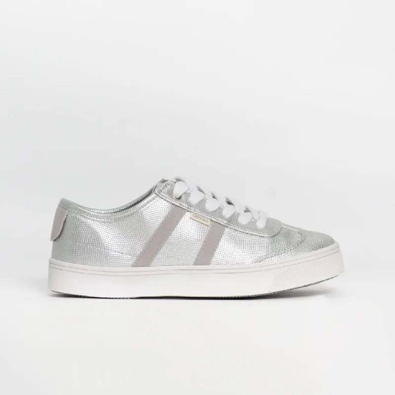 Tenis Mujer Pascual Plateado DISPONIBILIDAD INMEDIATA sold by Canvas