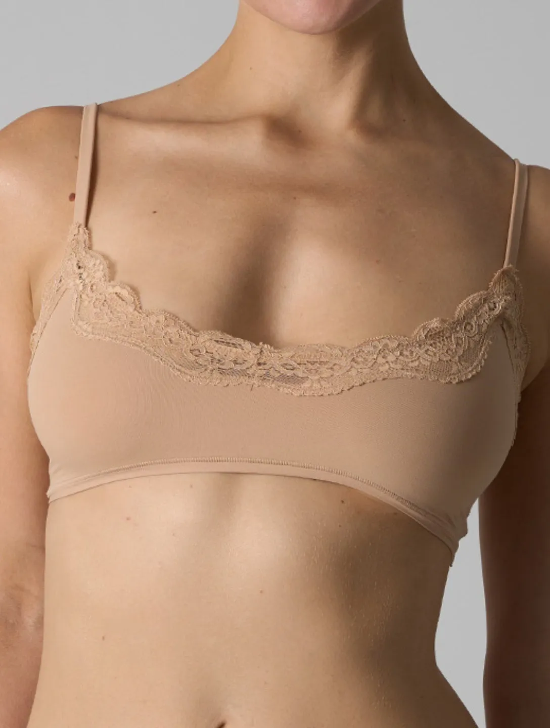 The Smooth Lace Bralette sold by HeyShape product image thumbnail 4