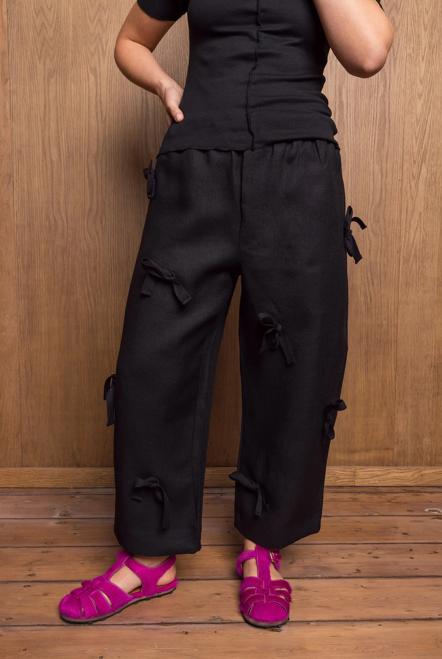 Bow Sana Pants in Black Linen sold by Emiko Studios product image thumbnail 2