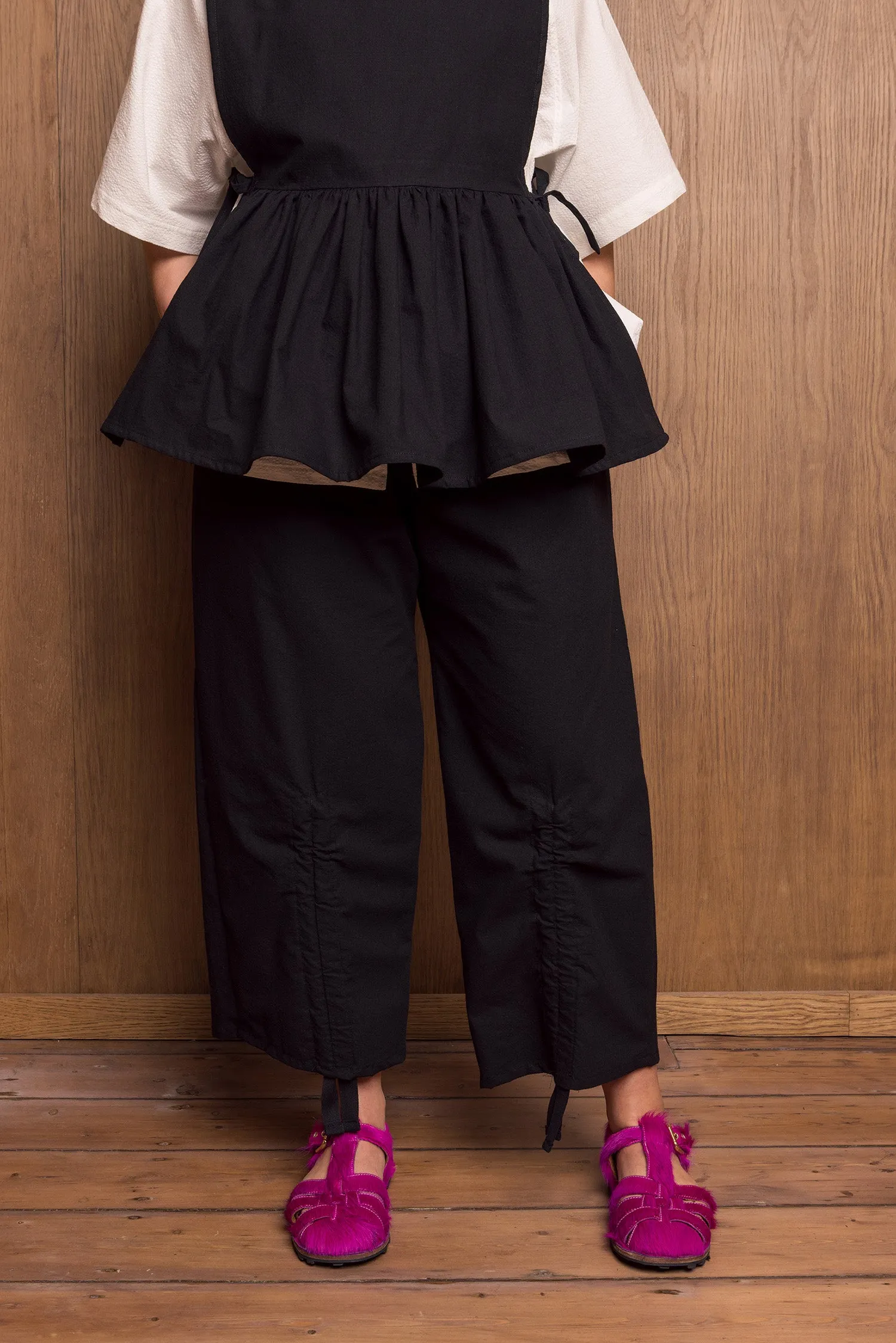 Kinchaku Pants in Black sold by Emiko Studios product image thumbnail 4