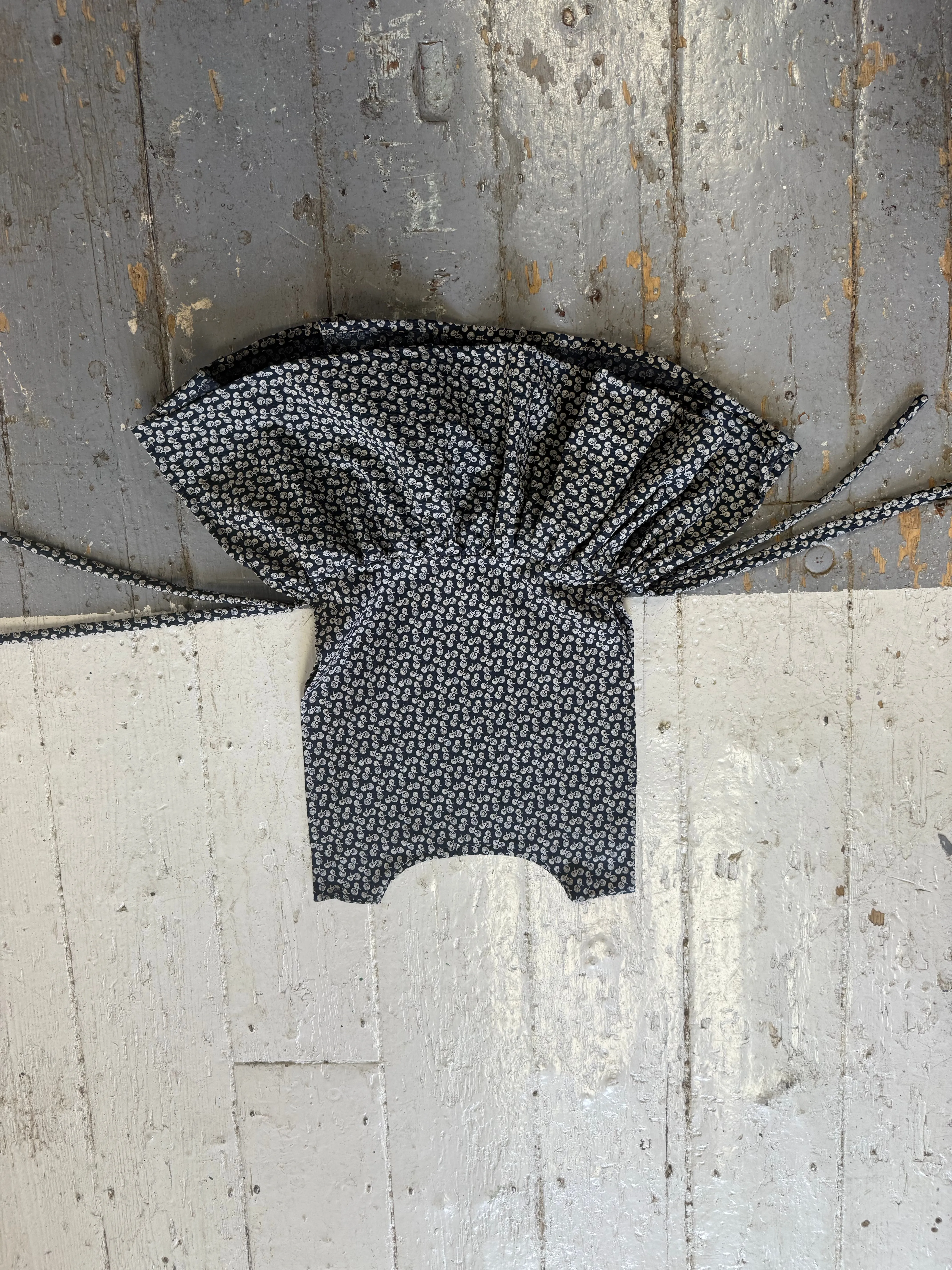 Limited Edition Pinafoa Vest in Navy Acorn Seersucker XS-M sold by Emiko Studios product image thumbnail 3