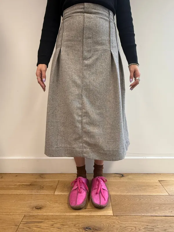 Limited Batch Puritsū Skirt in Grey made by Emiko Studios