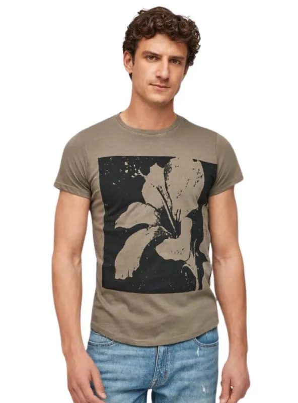 DETAILED PRINT TSHIRT sold by FBO