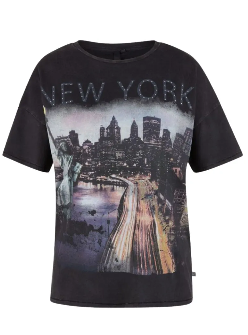 ''NEW YORK'' PRINTED REGULAR TEE sold by FBO