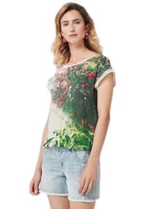 DETAILED  SLEEVELESS BLOUSE sold by FBO