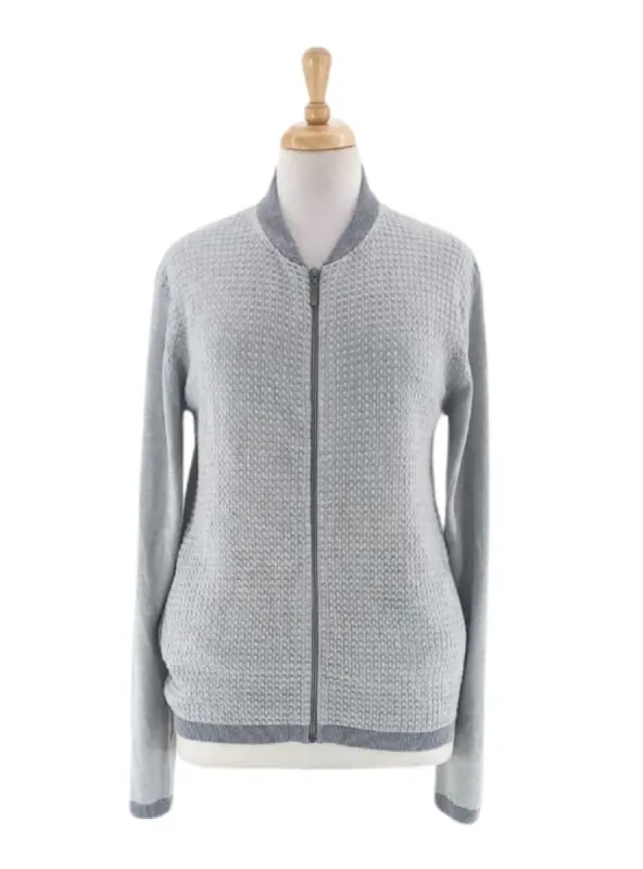 ZIP UP KNIT TOP sold by FBO