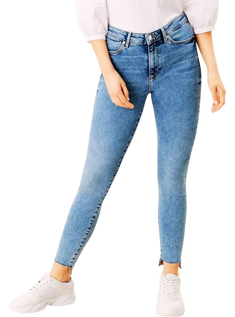 SKINNY ANKLE JEAN sold by FBO