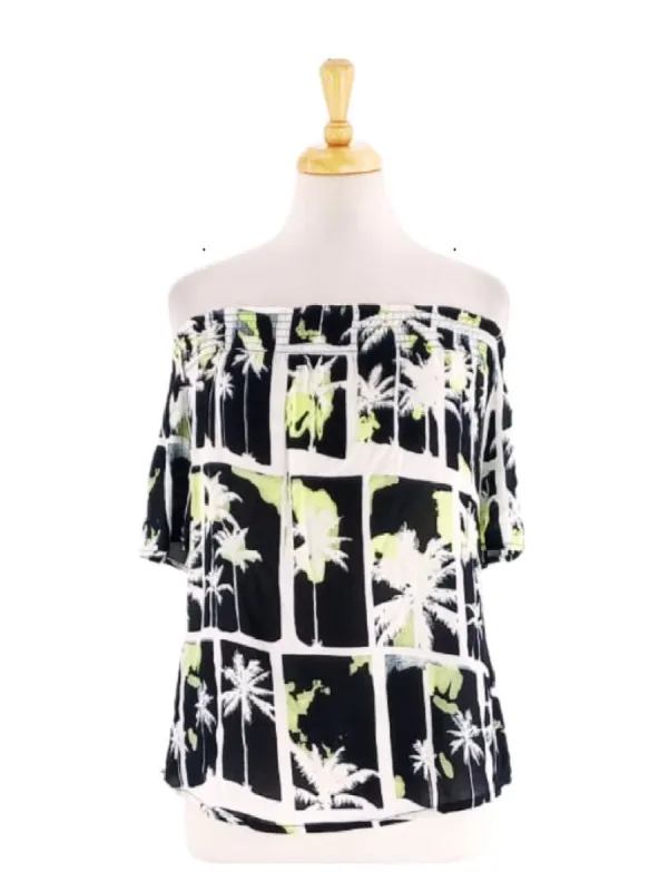 OFF SHOULDER PRINTED BLOUSE sold by FBO