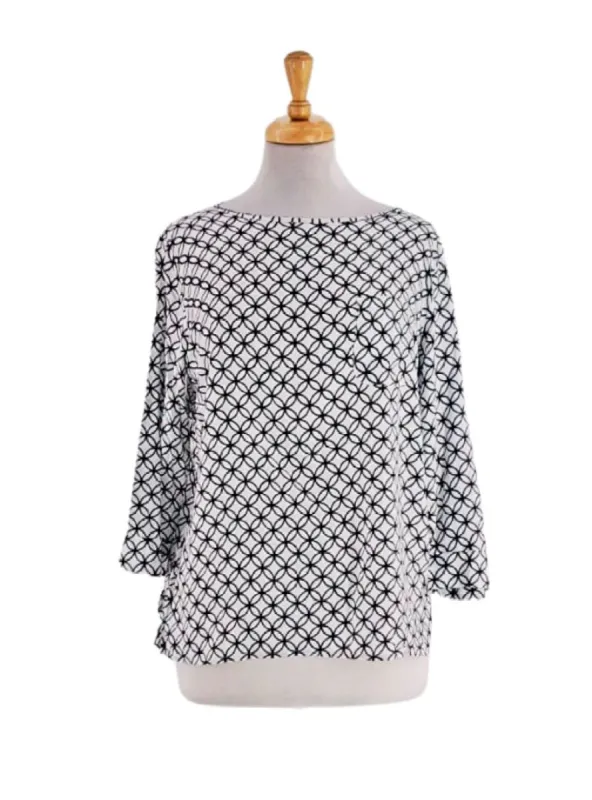 DETAILED QUARTER SLEEVE BLOUSE sold by FBO