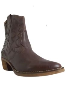 DETAILED LEATHER ANKLE BOOTS sold by FBO