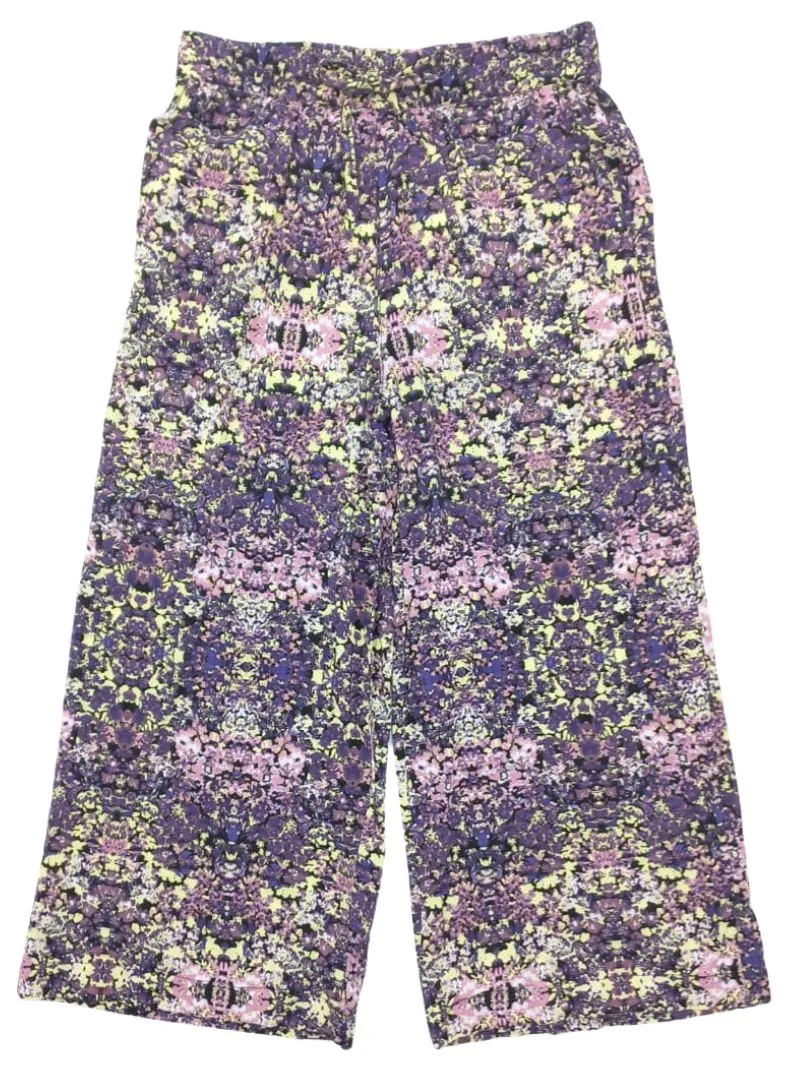 DETAILED THREE QUARTER WIDE LEG TROUSER sold by FBO