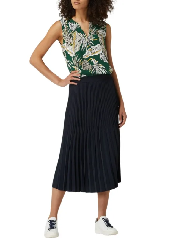 DETAILED SLEEVELESS BLOUSE sold by FBO