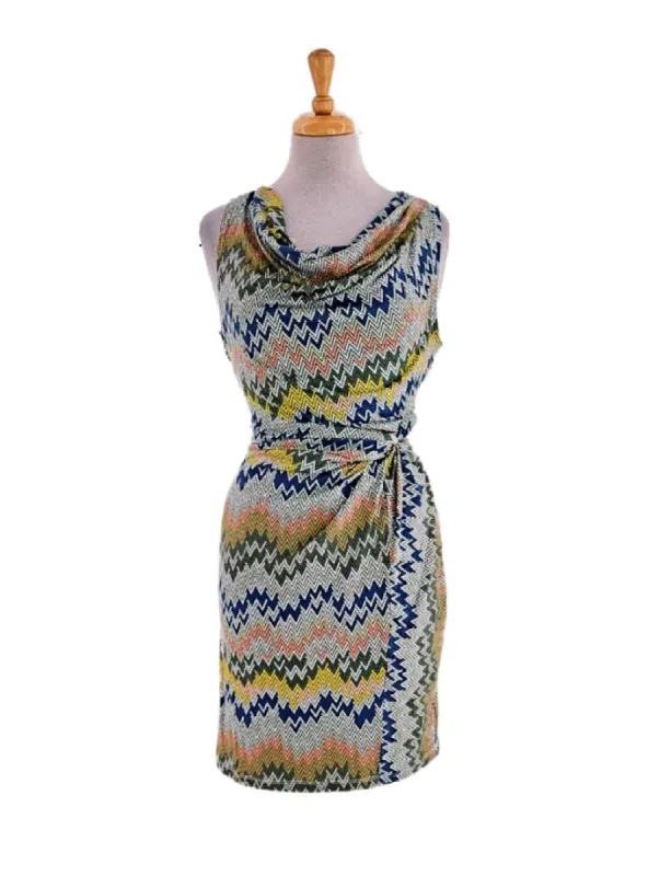DETAILED SLEEVELESS FRONT KNOT DRESS sold by FBO