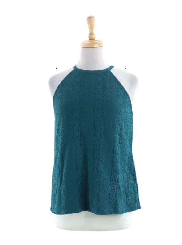 DETAIL LACE TEE sold by FBO