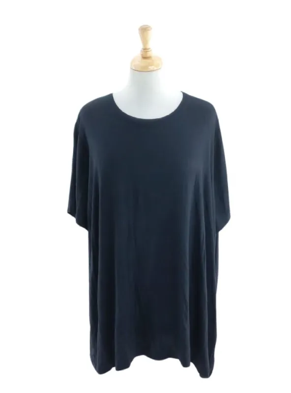 BASIC RELAXED OVERSIZE TSHIRT sold by FBO